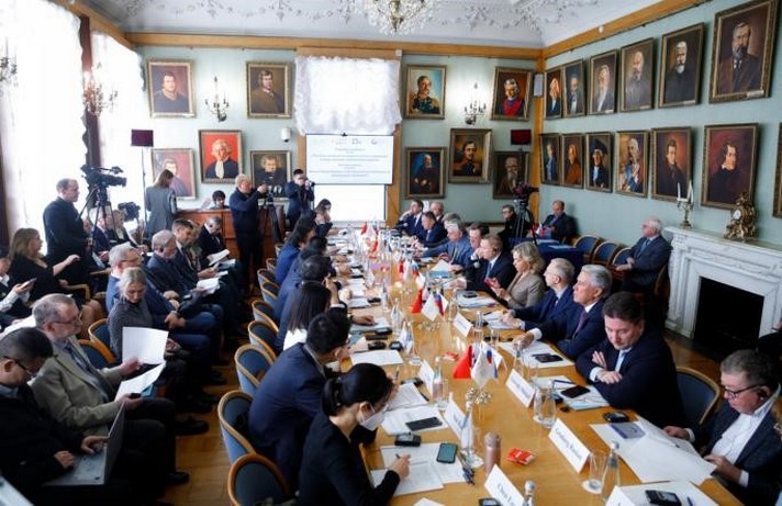 Russian-Chinese relations in the context of modern challenges of socio-economic development were discussed at the FES