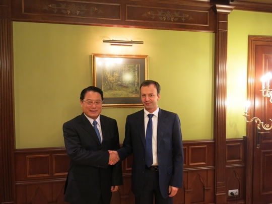 DG, Li Yong and HE Mr. Arkady Dvorkovich, Deputy Prime Minister of the Russian Government DG, Li Yong and HE Mr. Arkady Dvorkovich, Deputy Prime Minister of the Russian Government