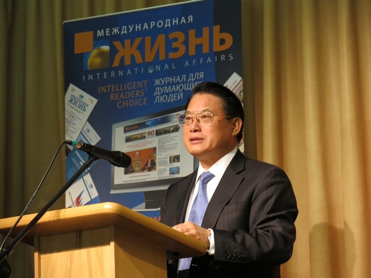 The DG also gave a keynote speech at the Ministry of Foreign Affairs, within the framework of the ‘Golden Collection’ project for the journal “International Affairs,” on the vision for UNIDO’s future as well as on cooperation with the Russian Federation The DG also gave a keynote speech at the Ministry of Foreign Affairs, within the framework of the ‘Golden Collection’ project for the journal “International Affairs,” on the vision for UNIDO’s future as well as on cooperation with the Russian Federation
